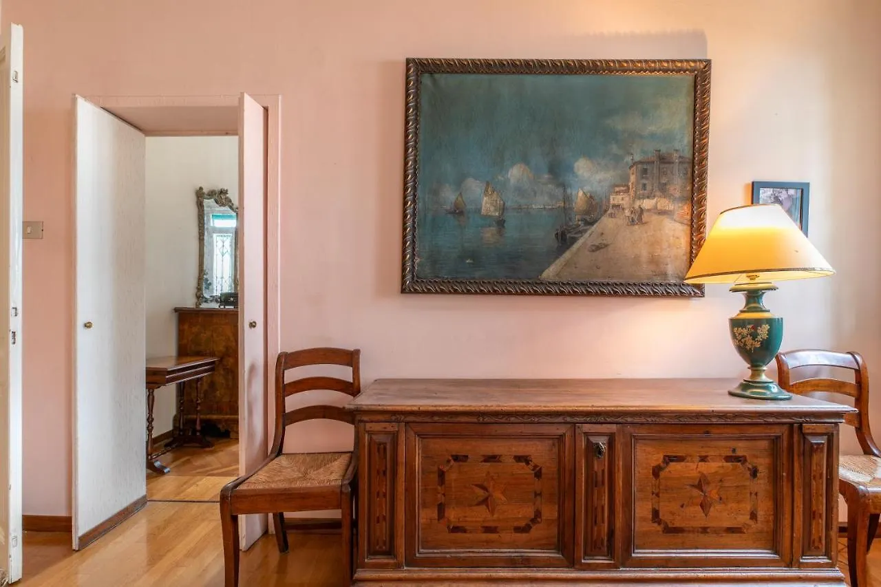 Apartment Casa Flores - 2 Camere Padova Italy