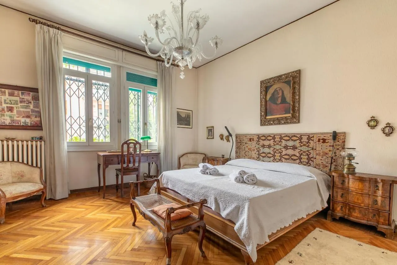 Casa Flores - 2 Camere Padova Apartment